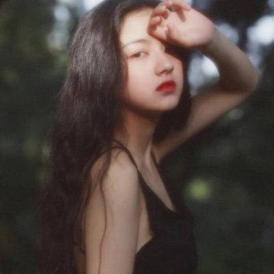 清冷气质女头2020混网高端精致的女头像