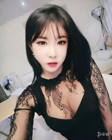 韩国性感女主播福利美照比基尼长腿美女爱好吃鸡
