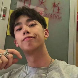 男生头像真人帅气高清2020男生头像真人照片大全