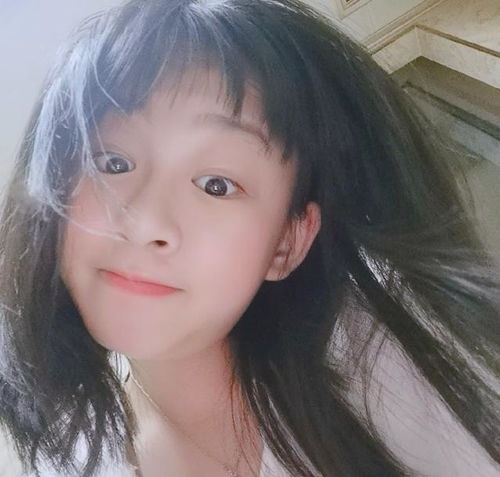 老戏骨吴启华55岁也潇洒发际线移后很显老,年轻时的渣男感超撩