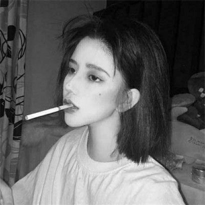 头像女生霸气冷酷伤感超拽可爱情侣头像