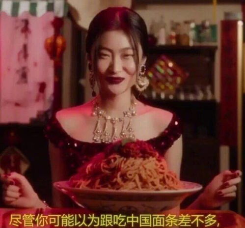 莫文蔚穿辱华品牌后续演唱会上与德国老公亲吻,本人回应很内疚