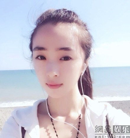 清纯女星神似林依晨国民初恋后继有人