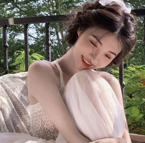 女生头像我们该见面了