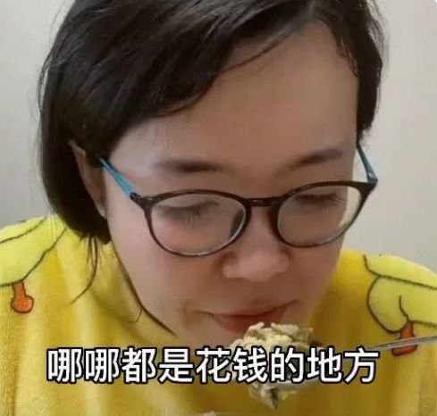 网红浪胃仙自曝性别谜题离婚带娃十年,穿女装是为弥补母爱
