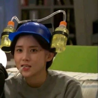 幽默笑话,一个男生暗恋一个女生很久了