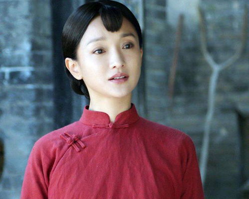 有一种少女气质叫周迅,45岁的她还童颜,温婉中带高级