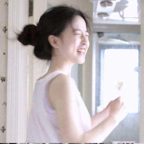 好看女生头像简约干净