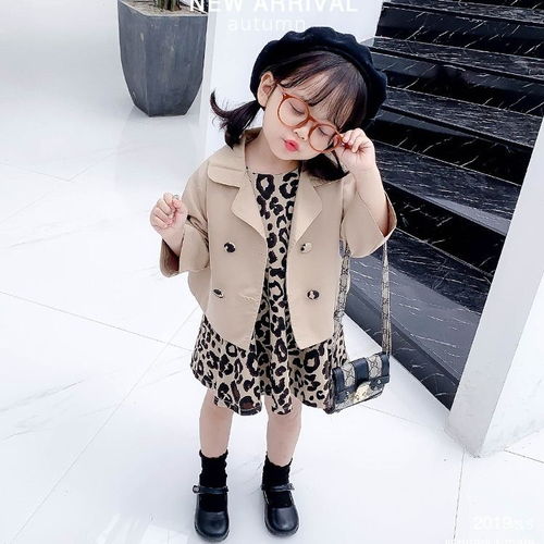 女童韩版宽松牛仔衣外套2020春季新款童装玫瑰绣花中小童牛仔服潮