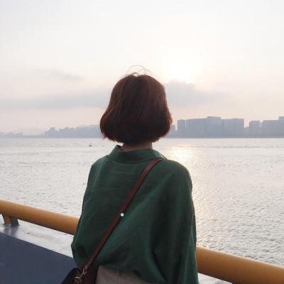 真人背影系女生头像热爱可抵岁月漫长