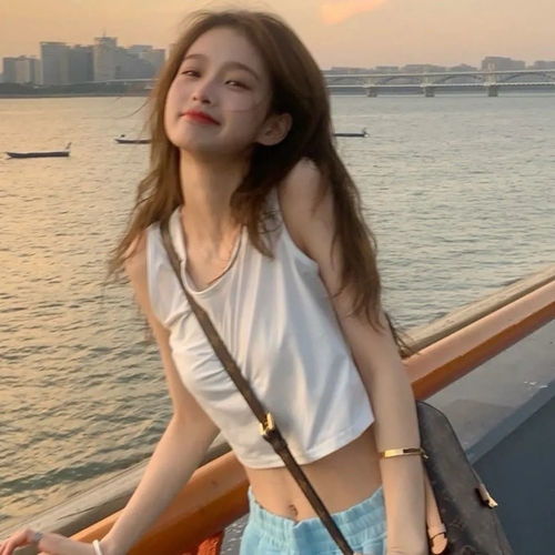 氛围感女头愧疚让爱沦为杀手