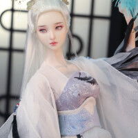 机车酷美女图片,性感机车美女图片可做头像使用