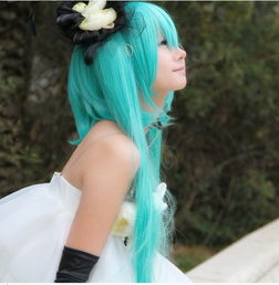 这位cosplay的美女是谁丫绿色头发的跪求