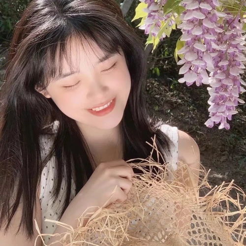 女生头像爱不释手