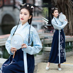 如果条件允许,建议女人多穿改良汉服,古典显气质,简直美若天仙