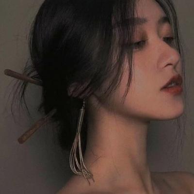 爱得起也放得下的头像女霸气冷酷无情可爱点