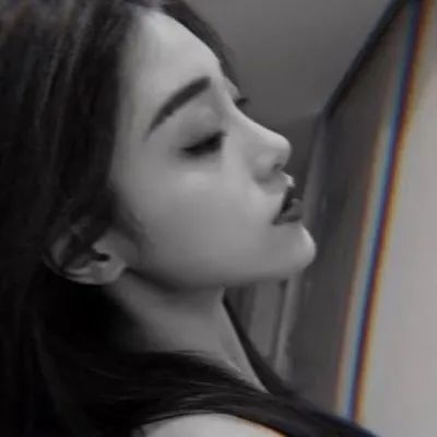 丧系黑暗真人女头求图内容