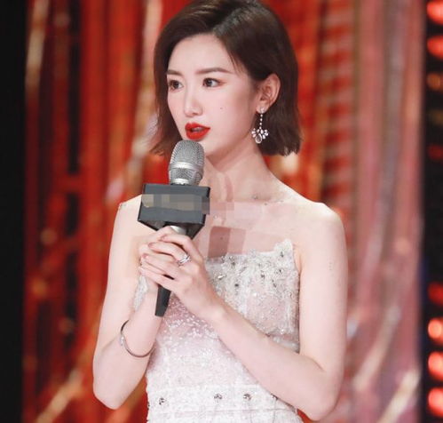 拾光盛典众女星生图,刘亦菲又甜又仙气质好,杨幂显疲惫