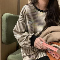 vvbrownh女士t恤vvbrownhv领白色短袖t恤女装夏季2024新款甜辣不规则短款修身学生上衣潮白色xl多少钱
