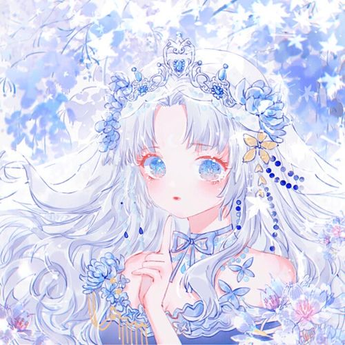 戴着王冠的绝美动漫女生头像