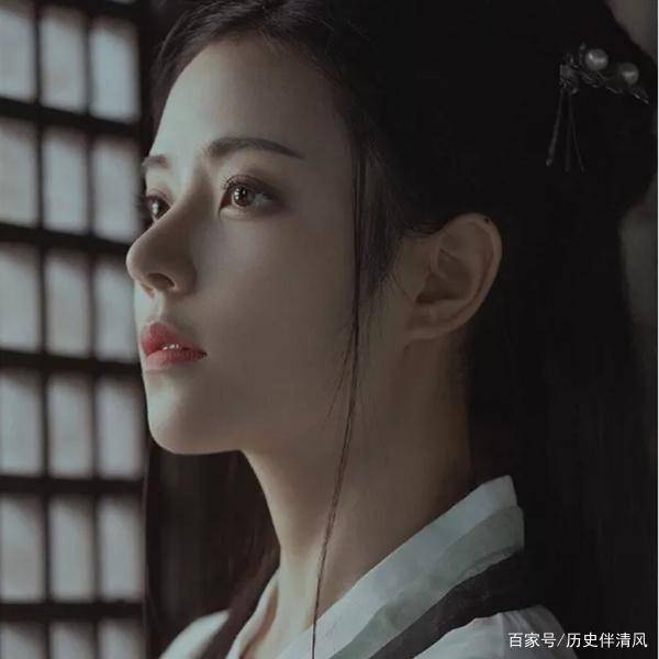 穿书文她一朝穿书,成了四个反派的恶毒后娘,恨不得再死一次