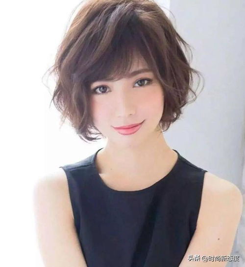 建议中年女人剪短发时,要懂得这3个小技巧,会更洋气减龄