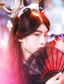 刘昊然扮女装撞脸杨幂钢铁直男妖起来美过女人