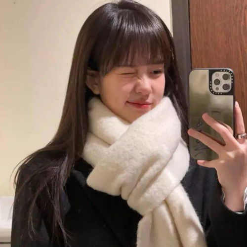 清纯动人的女生头像