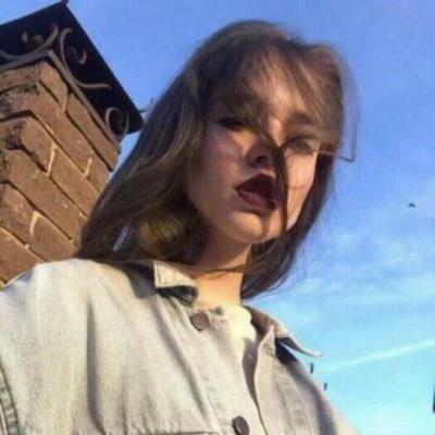 丧气欧美风女生头像