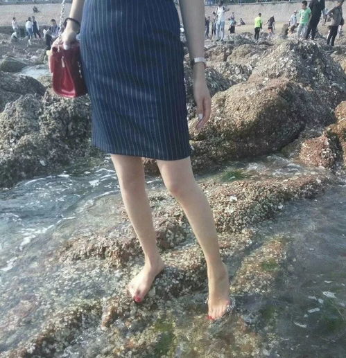在海边一道美丽的高跟鞋风景