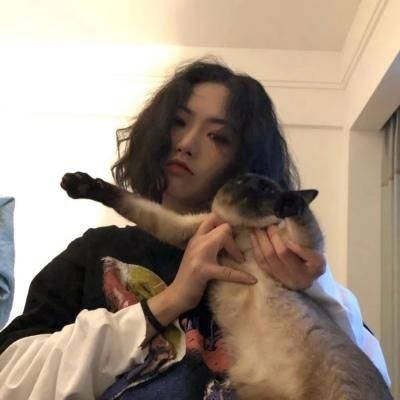 高冷女头像真人背影
