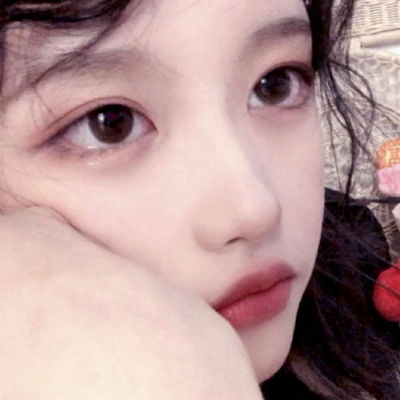 好看自拍唯美温柔女生头像,全部是按照真人写真