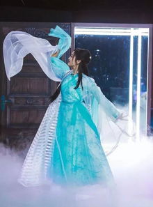 杨超越变董鄂妃,古装吊打孟美岐火箭少女前三的古典造型谁赢了