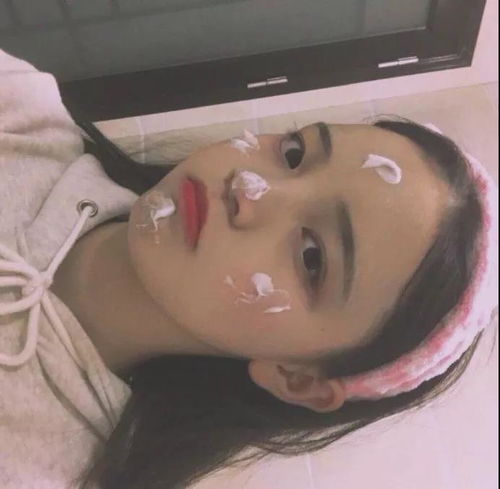 女生真人头像,全程陪跑,几年白费