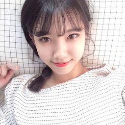 QQ女简约头像女生