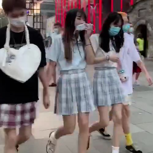 漫展事件让jk彻底火了,已不再是女生专属,男生穿上也毫无违和感