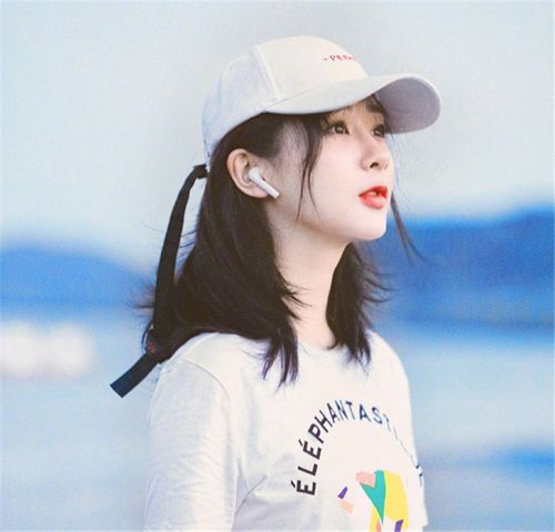 女性海边微信头像图片杨紫