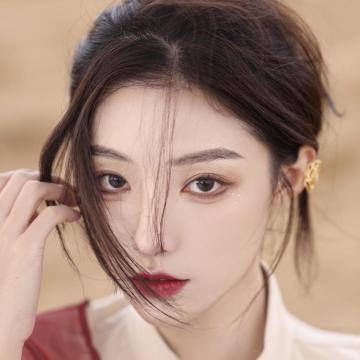 2020最火女生唯美冷艳古风微信头像