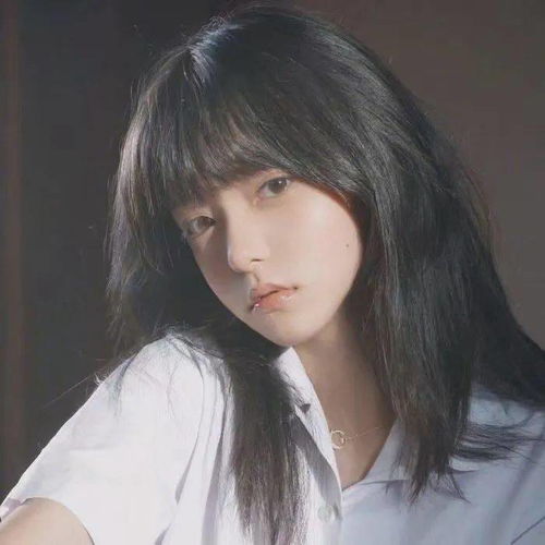可爱女头像超好看意境女头像