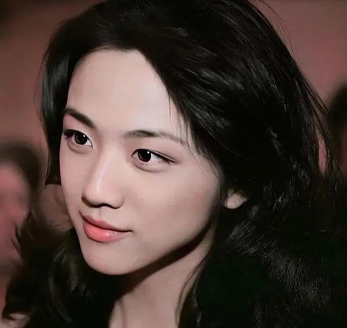汤唯带女儿北京吃披萨如今身家过亿,却宁愿去乡下当农民种地