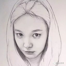 90后小伙的钢笔水彩画与传统水彩画有哪些不同之处