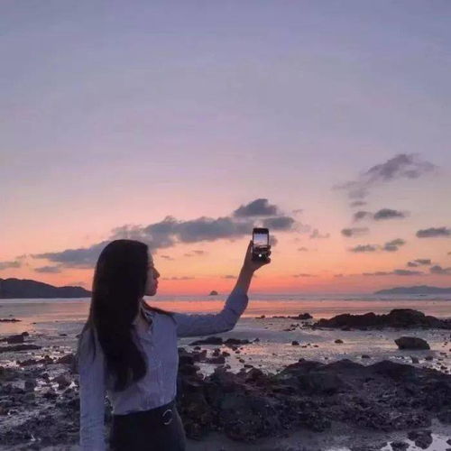 头像如果你在的话我会格外期待这个秋天