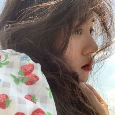 优雅浪漫的女生头像,好看的图片唯美浪漫女生头像