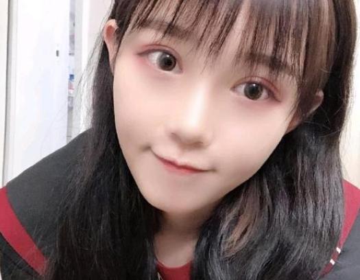 和平精英女装不流行了呆萌女扮男装,粉丝直言辣眼睛