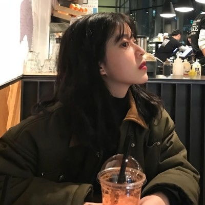 超美腻好看女生头像