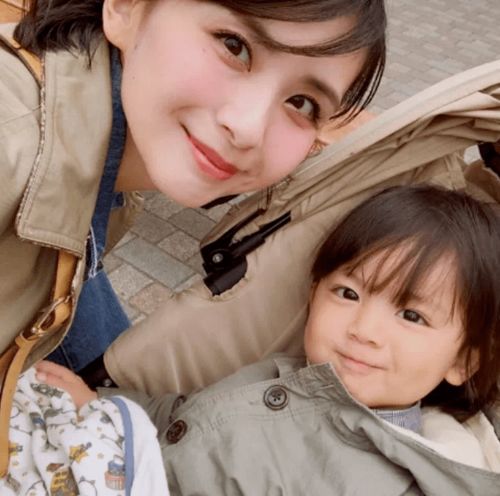 日本大眼萝莉爆火ins曾霸屏无数朋友圈头像,长大后网友才发现她居然是男孩...