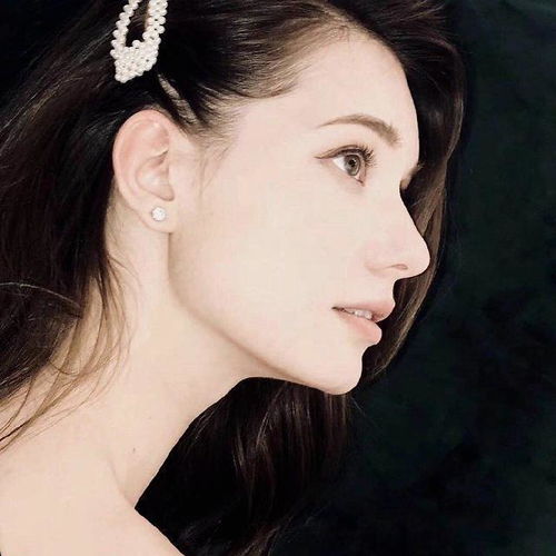 浙大留学生因神似赫本走红,颜值学历双高,中文名更霸气
