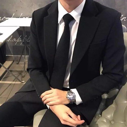 头像现在只喜欢有回应的事和说话算话的人