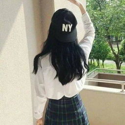 伤感失落女生微信背影头像2018精选等待是漫长的毒药