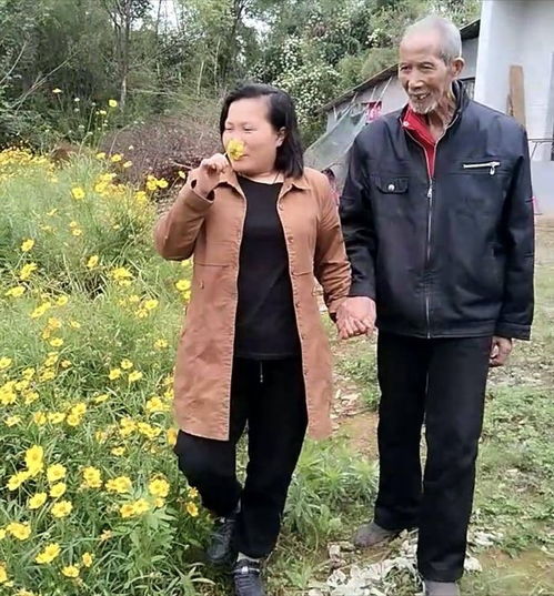 26岁女子嫁71岁老人育一子,十年后丈夫离世,母子俩现状如何